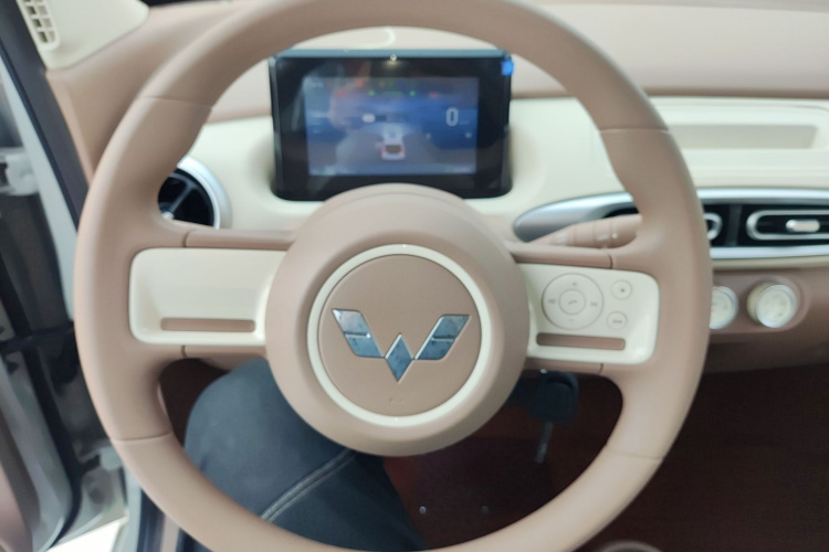 五菱汽车 宏光MINIEV 2025款 四门版 进阶款中控内饰13