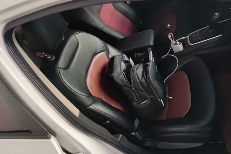 雪佛兰 科沃兹 2018款 320 自动欣享天窗版局部细节41