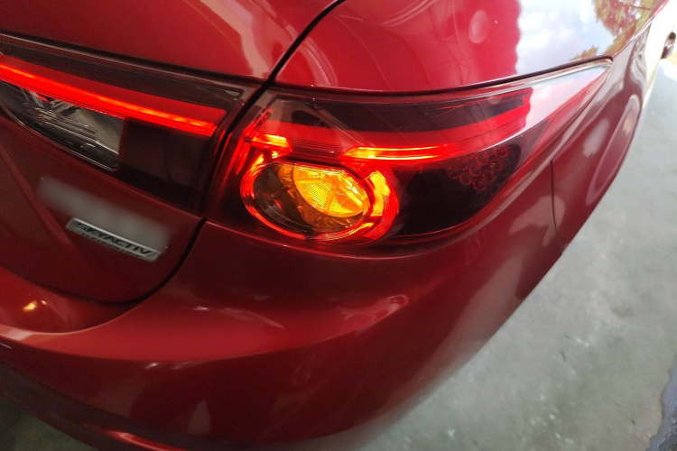 马自达3 昂克赛拉 2017款 三厢 1.5L 自动豪华型 国VI车身外观9