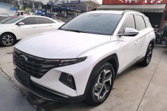 现代 2023款 途胜L 1.5T 自动两驱LUX尊贵版