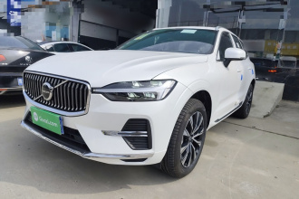 沃尔沃XC60 2025款 B5 四驱智远豪华版