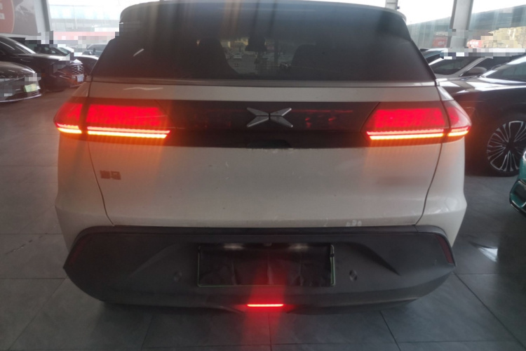 小鹏G3 2020款 520 智享版车身外观6004