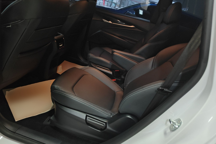 上汽大通MAXUS 大通G50 2023款 PLUS 1.5T 自动适航版中控内饰21