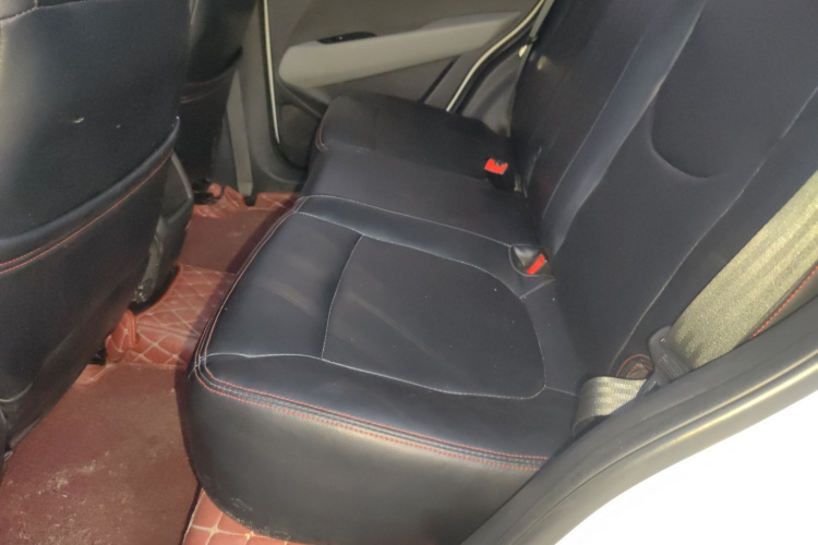 宝骏510 2019款 1.5L CVT劲享型 国VI中控内饰7004