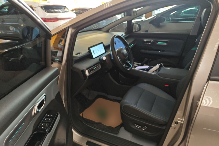 埃安 AION Y 2024款 Plus 610 智驾版中控内饰7003
