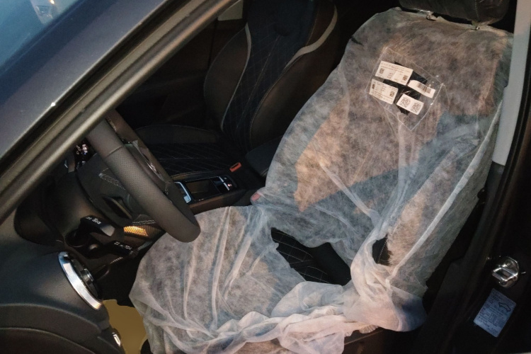 奥迪Q2L 2025款 35TFSI 时尚动感型中控内饰19