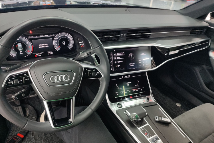 奥迪A6L 2024款 45 TFSI quattro 臻选动感型中控内饰7002
