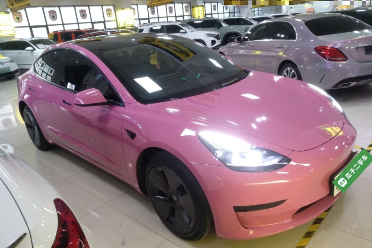 特斯拉 Model 3 2022款 后轮驱动版车身外观3