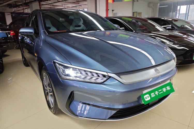 比亚迪 秦PLUS 2024款 荣耀版 EV 510KM超越型车身外观3