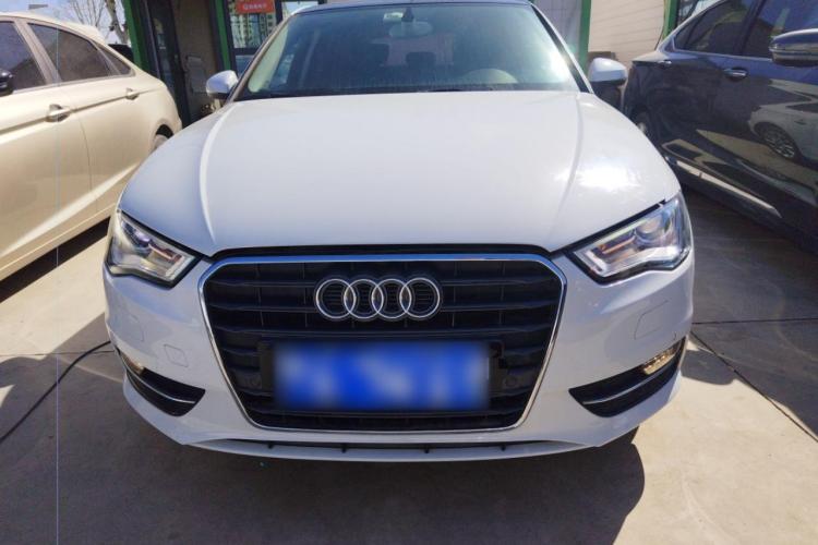 奥迪A3 2014款 Sportback 35 TFSI 自动时尚型车身外观2