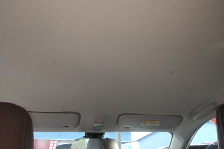 五菱汽车 五菱缤果 2023款 333km 灵犀互联款局部细节22