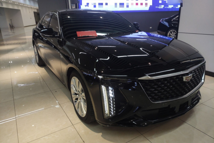 凯迪拉克CT6 2023款 28T 尊贵型车身外观3