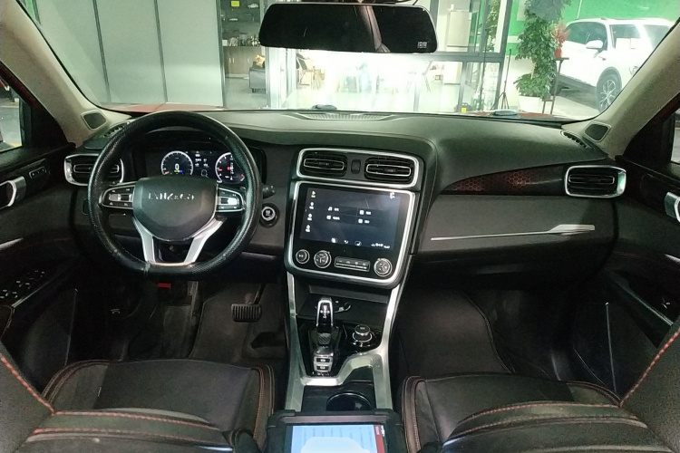 领克01 2017款 2.0T 四驱劲Pro版中控内饰12