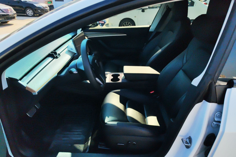 特斯拉 Model 3 2022款 后轮驱动版局部细节19