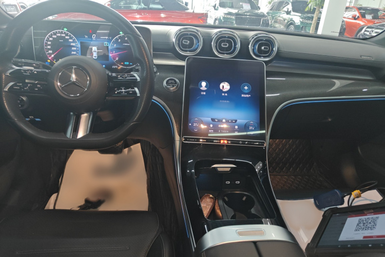 奔驰C级 2022款 C 260 L 运动版局部细节16