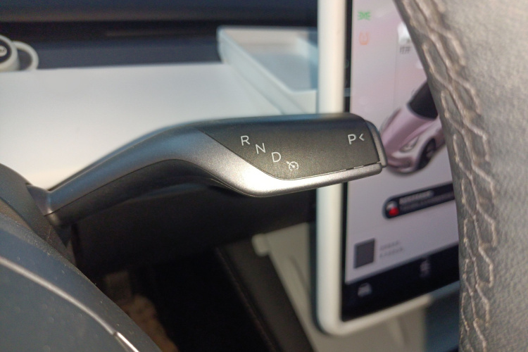 特斯拉 Model 3 2022款 后轮驱动版局部细节18