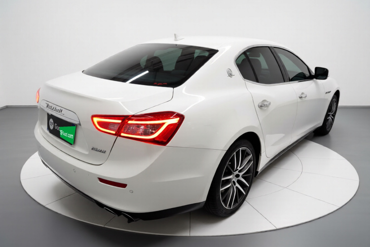 玛莎拉蒂 Ghibli 2014款 3.0T S车身外观7