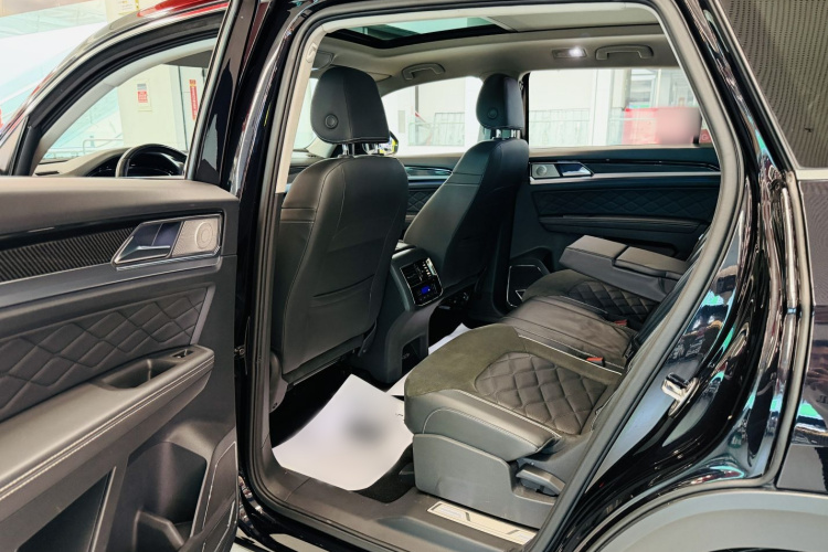 大众 途昂X 2019款 380TSI 四驱尊崇豪华版中控内饰7006