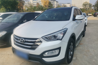 现代 胜达 2015款 2.4L 自动两驱智能型 5座