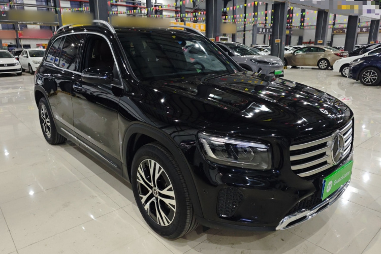 奔驰GLB 2024款 改款 GLB 220 动感型车身外观6002