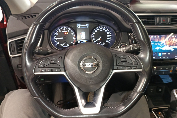 日产 逍客 2021款 2.0L CVT豪华版中控内饰13