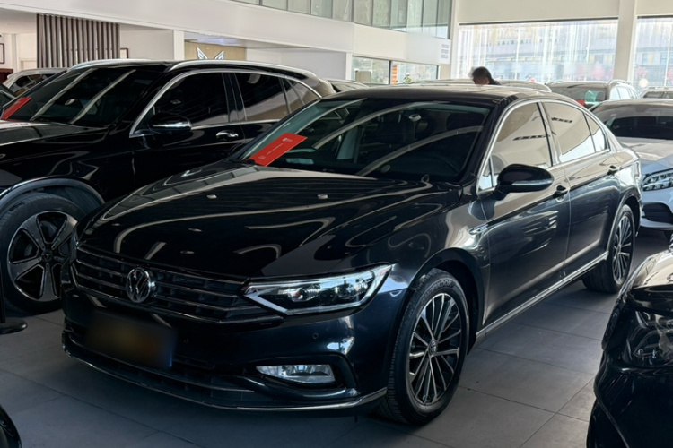 大众 迈腾 2020款 330TSI DSG 豪华型车身外观1