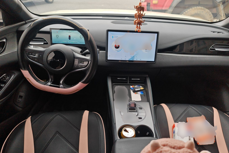 比亚迪 海豹06新能源 2024款 DM-i 80KM尊贵型中控内饰12