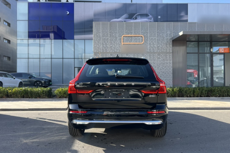 沃尔沃XC60 2025款 B5 四驱智逸豪华版车身外观6005