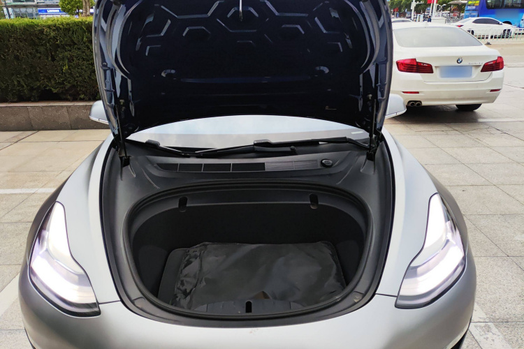 特斯拉 Model 3 2020款 改款 长续航后轮驱动版机舱底盘24