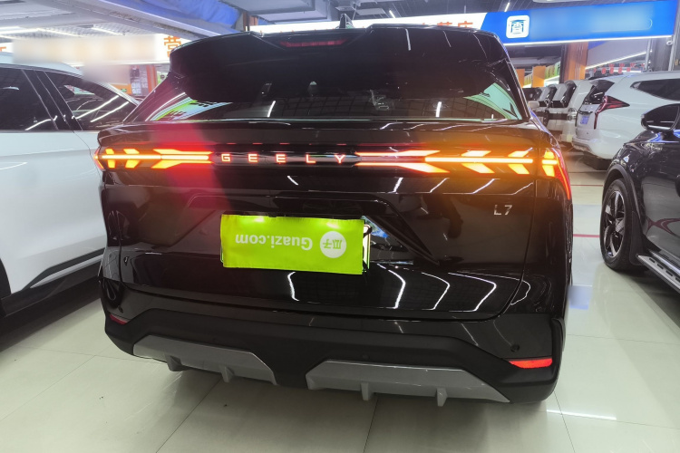 吉利银河 银河L7 2023款 1.5T 115km MAX车身外观6004
