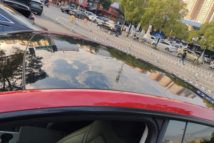 特斯拉 Model Y 2021款 标准续航后驱版局部细节57