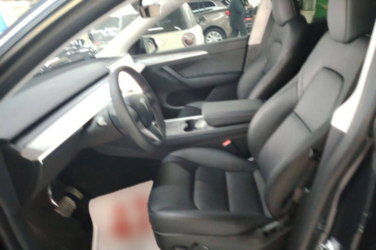 特斯拉 Model Y 2024款 后轮驱动版局部细节19