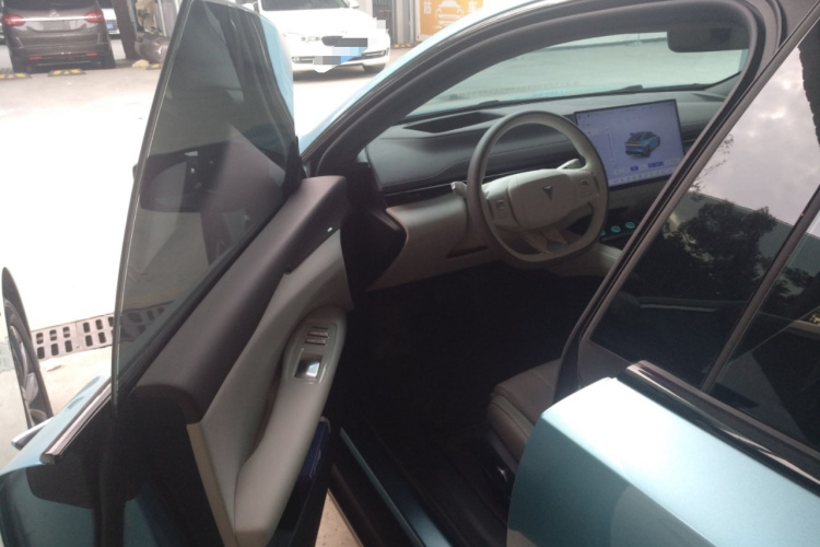 深蓝汽车 深蓝L07 2024款 230Max乾崑智驾ADS SE增程版中控内饰7003