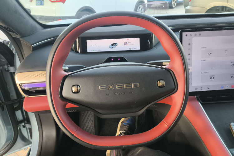 星途 星纪元 ES 2025款 纯电 Pro城区辅助驾驶 77kWh中控内饰13