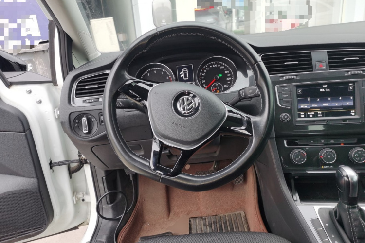 大众 高尔夫 2017款 1.6L 自动舒适百万辆纪念版中控内饰13