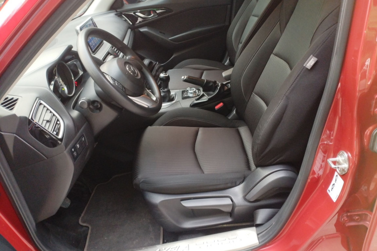 马自达3 昂克赛拉 2016款 三厢 1.5L 手动舒适型中控内饰19