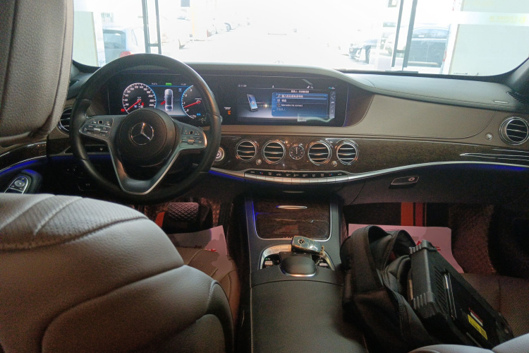 奔驰S级 2020款 S 350 L 商务型 臻藏版中控内饰12