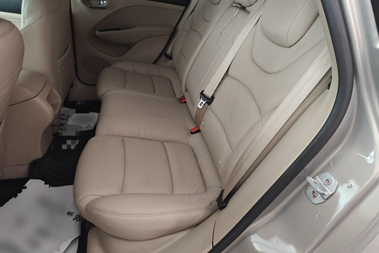 菲亚特 菲翔 2012款 1.4T 自动劲享版中控内饰21