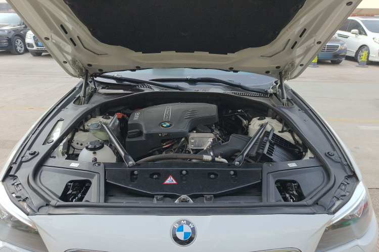 宝马5系 2014款 525Li 豪华设计套装局部细节24