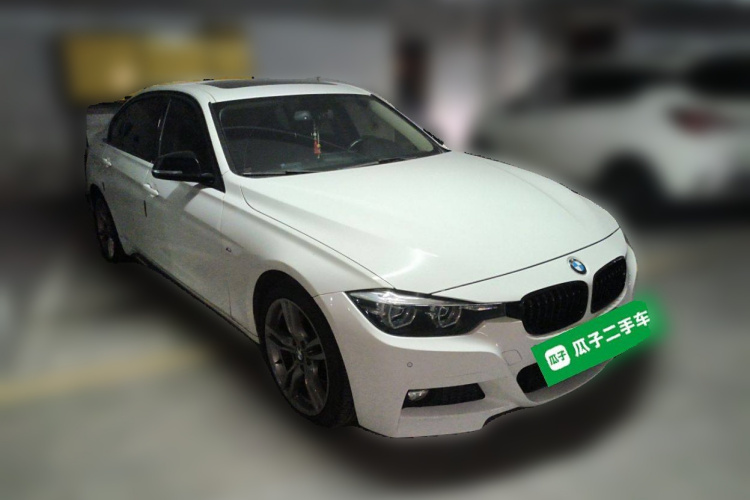 宝马3系 2019款 320Li M运动曜夜版车身外观6002