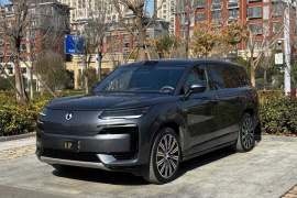 腾势N9 2025款 旗舰型