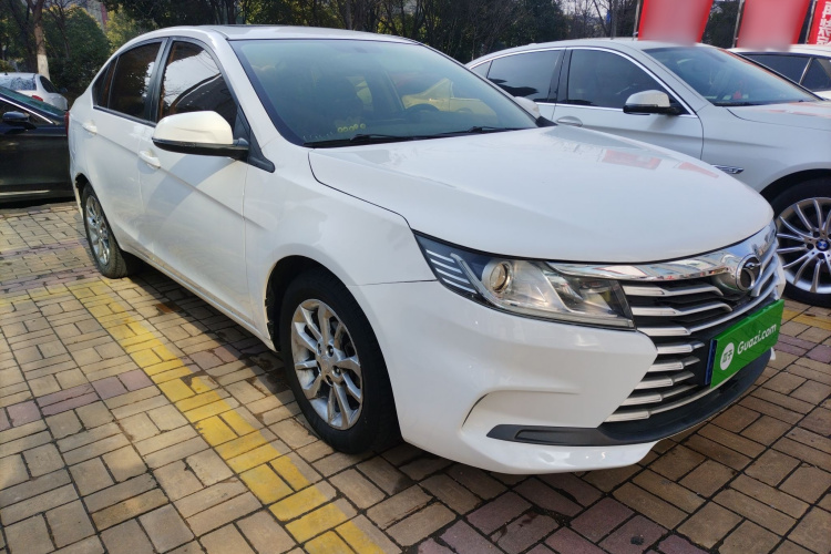 东南A5翼舞 2019款 1.5L CVT尊贵版 国V车身外观6002