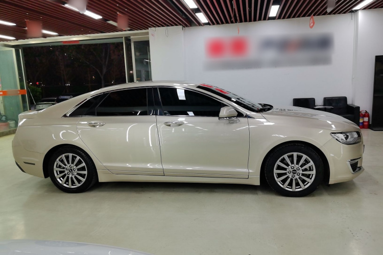 林肯MKZ 2017款 2.0T 尊享版车身外观6002
