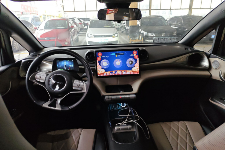 比亚迪 海豚 2021款 405km 时尚版中控内饰7002