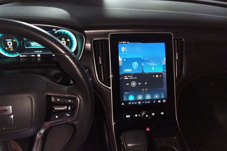 飞凡汽车 飞凡ER6 2021款 新动版 620km 智享版中控内饰7002