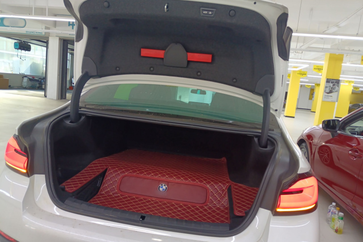 宝马5系新能源 2022款 535Le M运动套装局部细节23