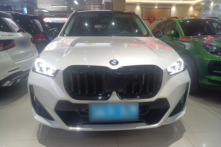 宝马X1 2023款 xDrive25Li M运动套装车身外观6001