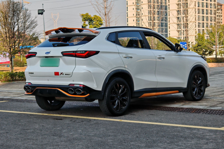 长安欧尚X5 2022款 运动版 1.5T DCT飓风音速车身外观6005