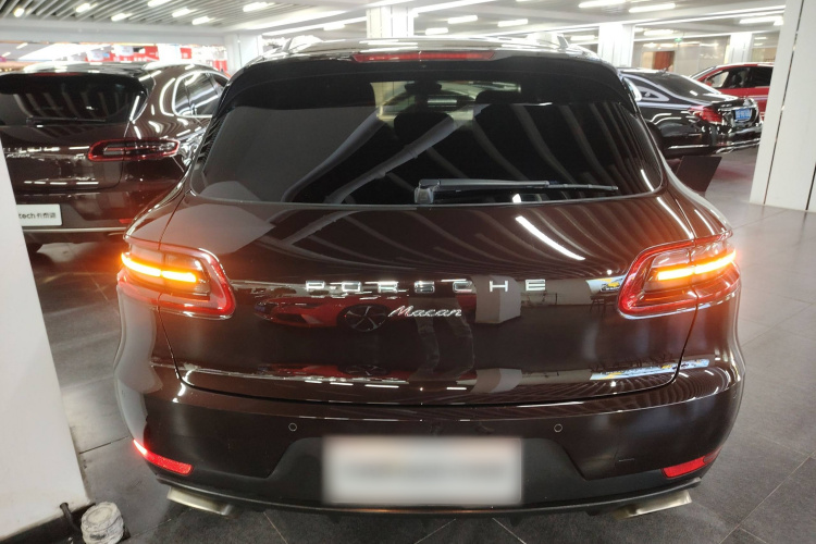 保时捷 2017款  Macan 2.0T车身外观6004