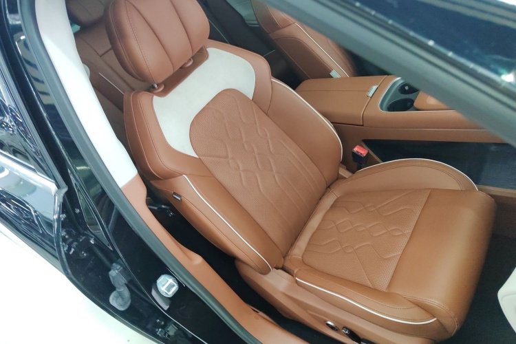 岚图汽车 岚图FREE 2024款 超长续航智驾版局部细节41